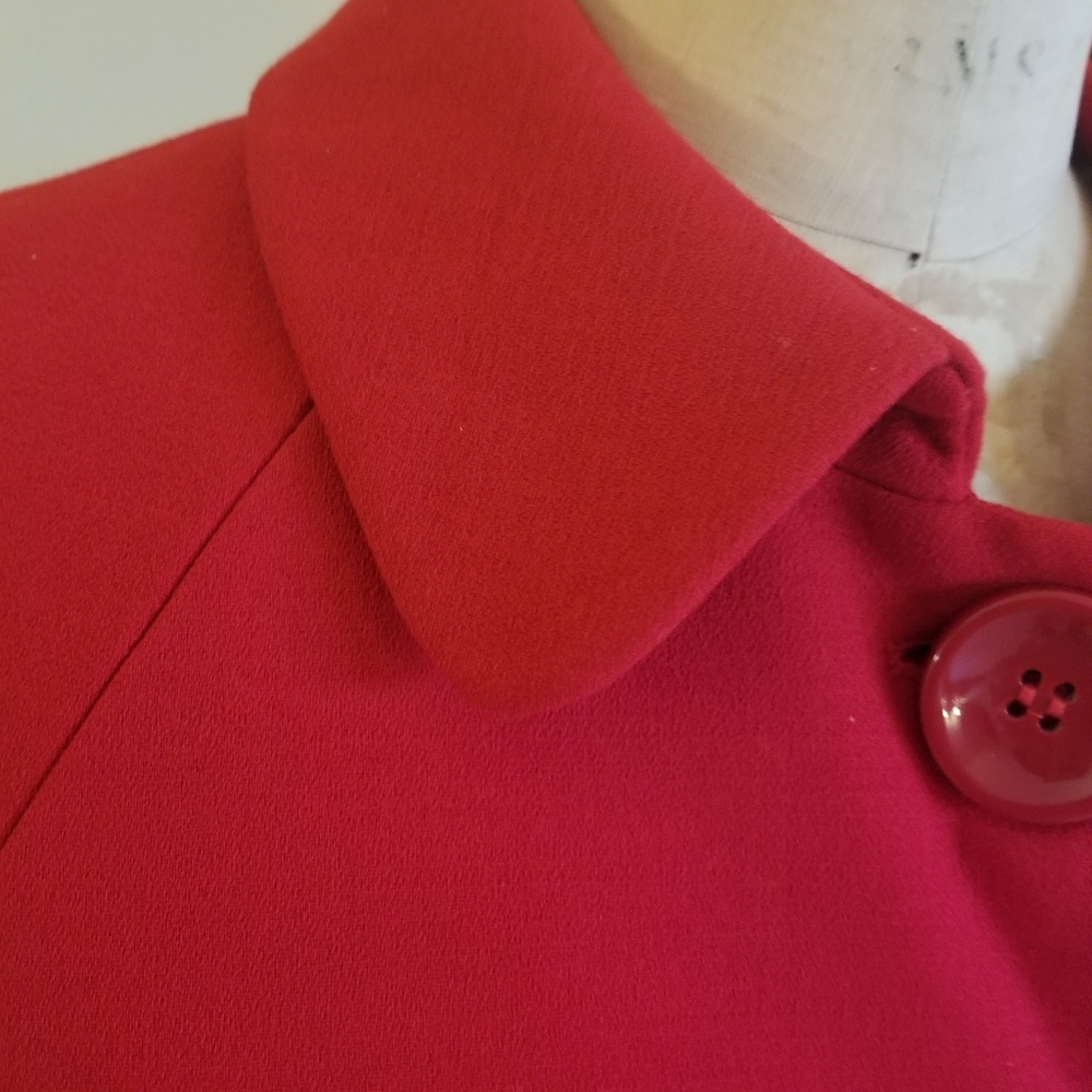 🎉☄💖Host pick💖☄🎉NWT NEW ZARA Red jacket with statement 2 Big buttons - Picture 5 of 13